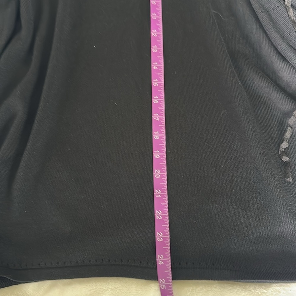 Maggie McNaughton Black Sweater NWT - Picture 8 of 8